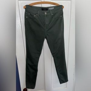 Aeropostale HighRise Jeggings Size 8 in Olive